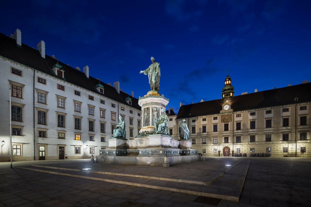 Das Kaiser-Franz-Denkmal am inneren Burgplatz